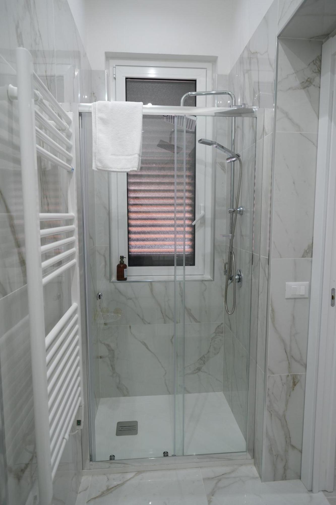 Siciliansun Hotel Palermo Luaran gambar